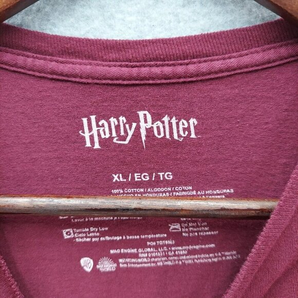 Harry Potter Hogwarts XL T-shirt Soft Crest Hufflepuff Ravenclaw Gryffindor - Picture 2 of 4
